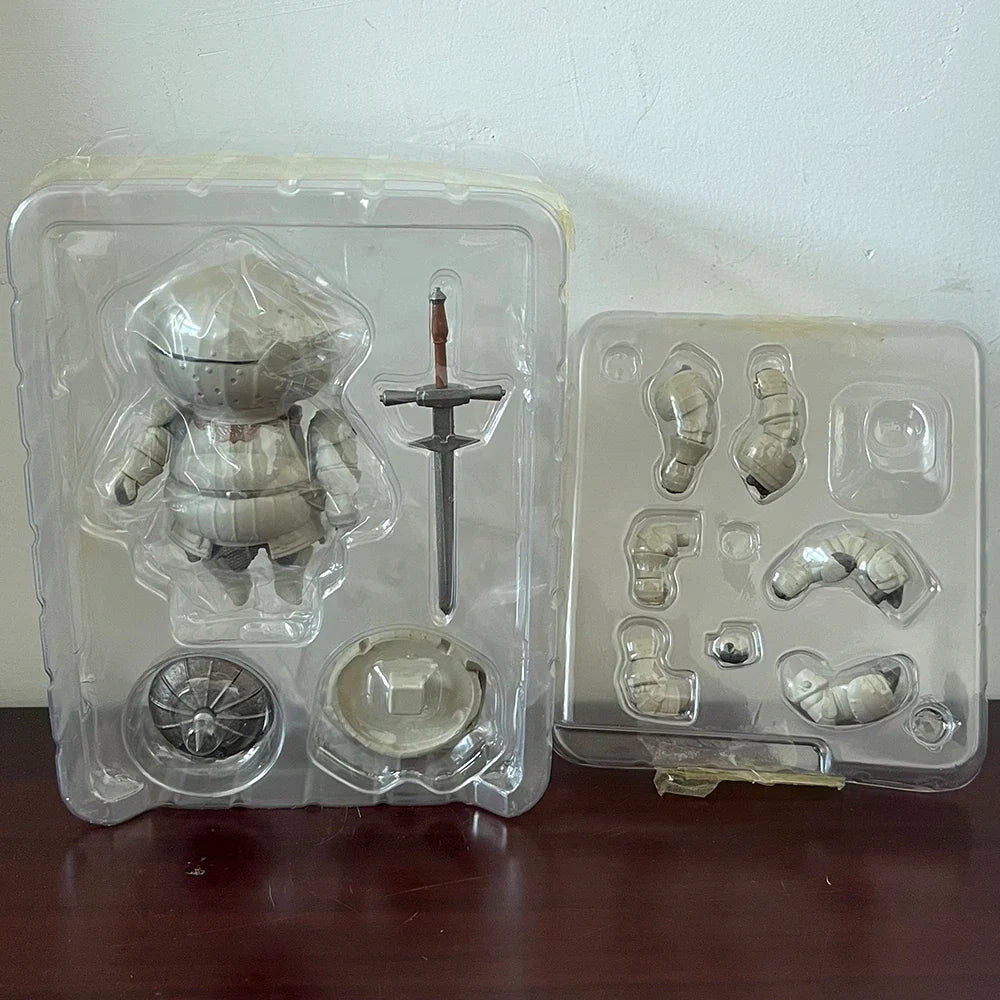 Anime Dark Souls Siegmeyer Figure – Cute Handmade Model Doll, Collectible Toy, Birthday Gift