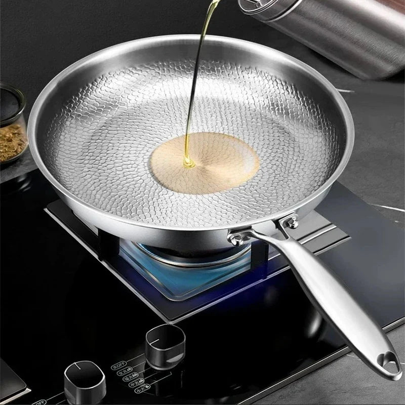 German Pure Titanium Frying Pan - Non-Stick Uncoated Fish Scale Hammer Pattern Titanium Alloy Cookware, 26/28/30cm