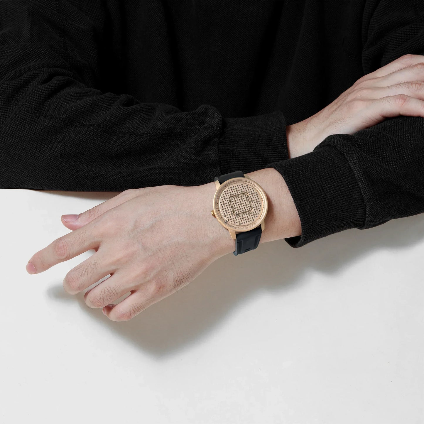 EUTOUR 2025 Magnetic Quartz Casual Watch – Simple Silicone Strap, Unisex Men’s Fashion Watch