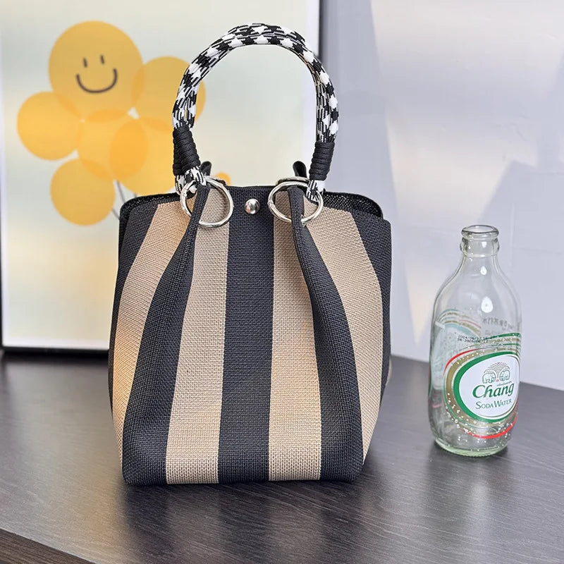 Women’s Metal Ring Bucket Handbag – Fashionable Color Block Knit Tote Bag, Spacious for Daily Commute, Leisure & Travel