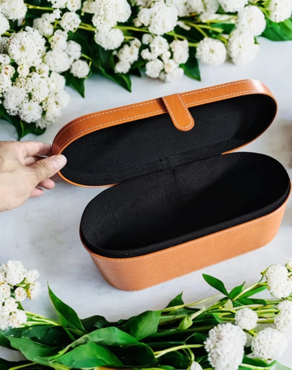 Portable PU Hair Dryer Storage Case – Large Capacity Dustproof Bag for Curling Tools & Accessories