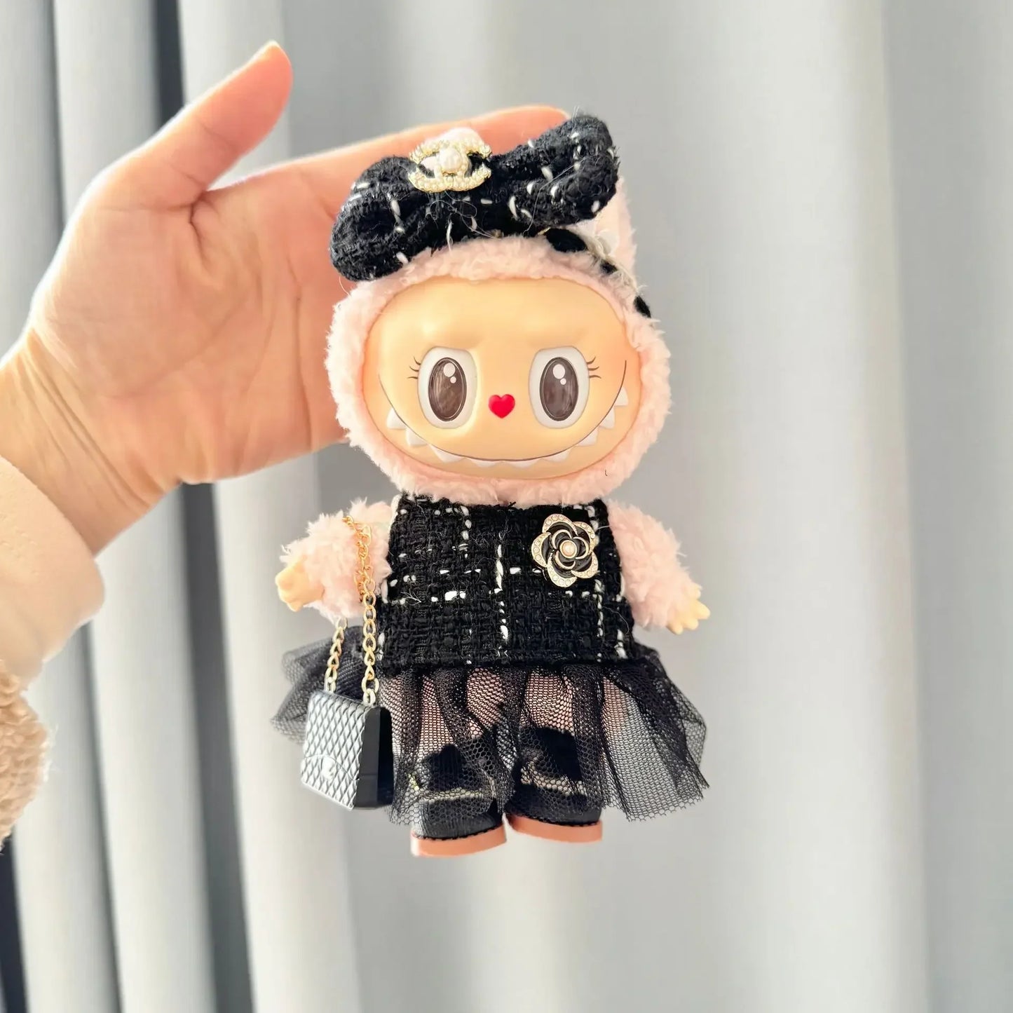Cute 17cm Labubu Idol Doll Outfit – Camellia Dress, Bag & Shoes Set for Mini DIY Monster Sitting Party Collection