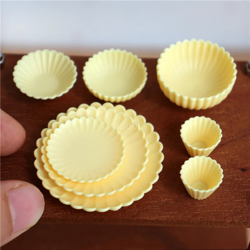 8PCS 1:6 Miniature Dollhouse Tableware Set – Mini Bowls & Plates for Blythe & BJD Dolls