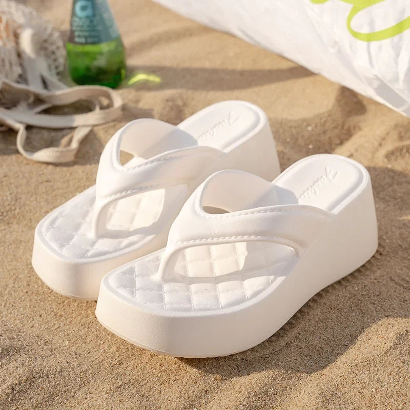 Fashion Clip Toe Chunky Platform Slippers - Women’s Summer EVA Wedge Beach Flip Flops