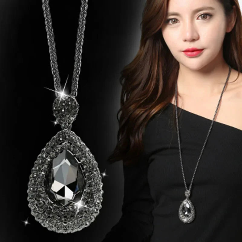 Opal Tulip Long Sweater Necklace – Elegant Floral Pendant Chain for Women Autumn Winter Fashion Accessories