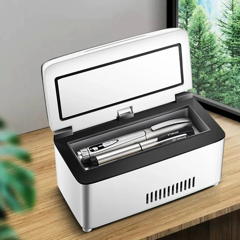 13600mAh Mini Insulin Refrigerator — High-Power USB Refrigerated Pill Box, 0-18°C Temperature Control Incubator