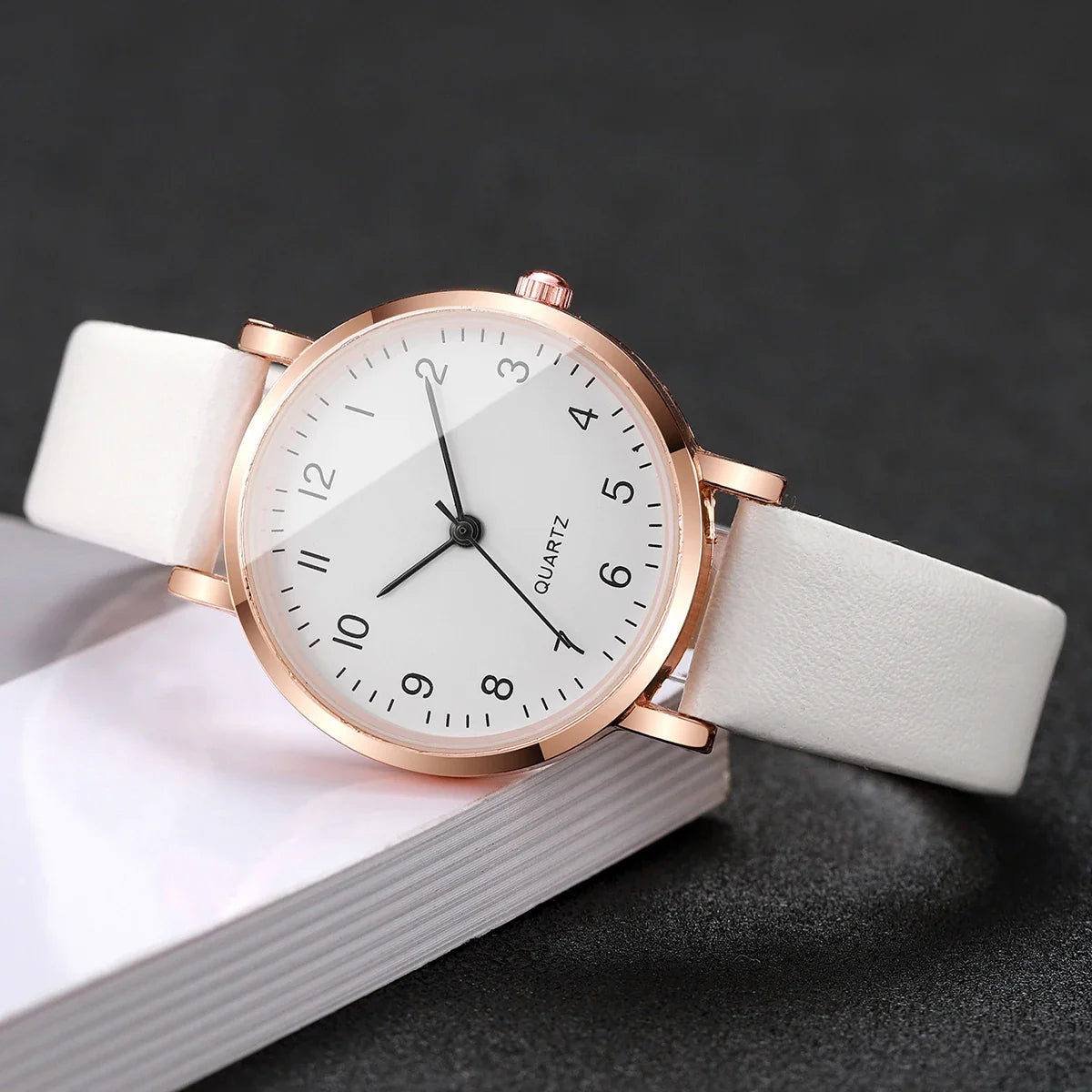 Women’s Small Dial Quartz Watch – Simple Leather Strap Ladies Wristwatch Gift