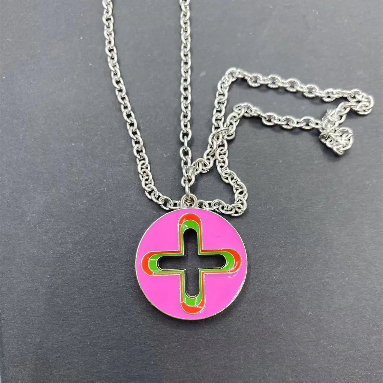 Trendy Hip Hop Dripping Oil Cross Pendant Necklace – Unique Niche Design Jewelry