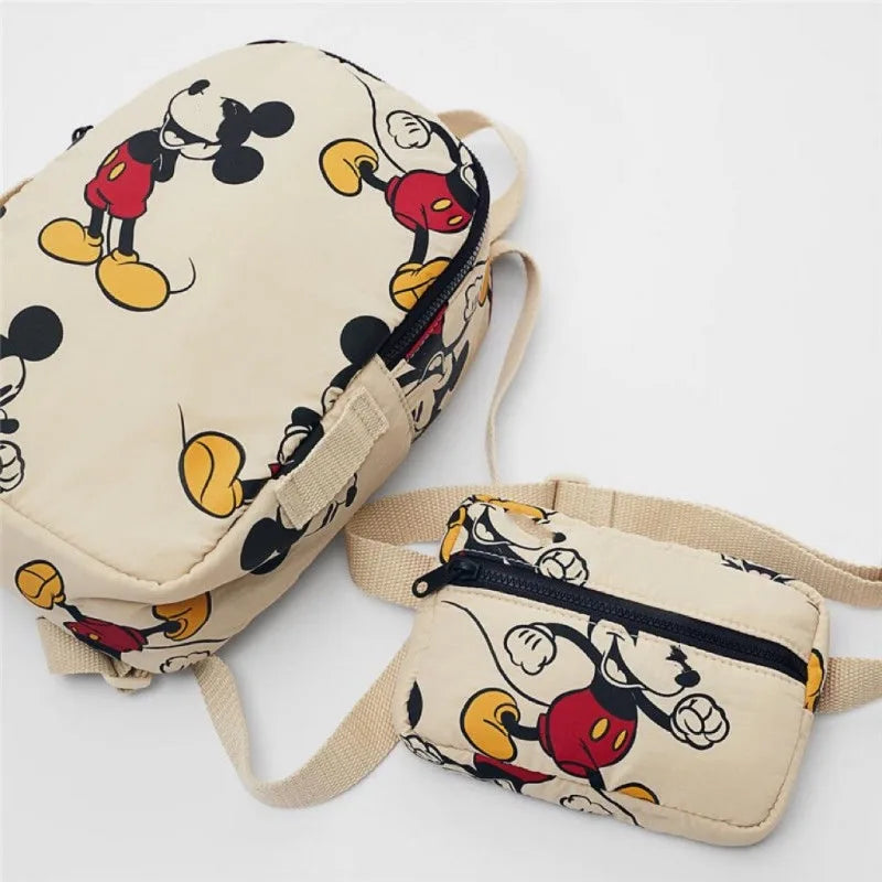 Disney Mickey Mouse Pattern Children's School Bag - Cute Lightweight Backpack with New Fashionable Design