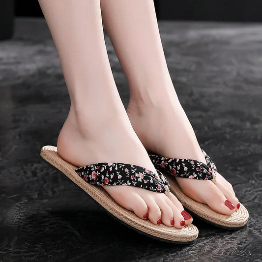Ladies Summer Weave Beach Flip-Flops – Non-Slip Soft Flat Outdoor Slippers for Women