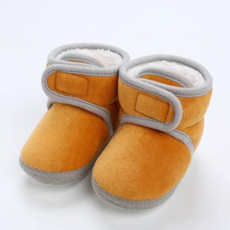 Newborn Baby Shoes — Soft Pompom Snow Boots for Girls & Boys, Warm Winter Toddler Booties