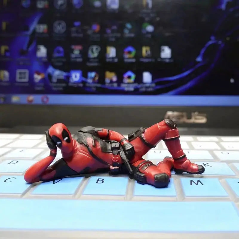 6 Desk Decoration Deadpool Figure – 8cm Marvel X-MAN Model Toy, Funny Cute Figure for Car, Home, Office
