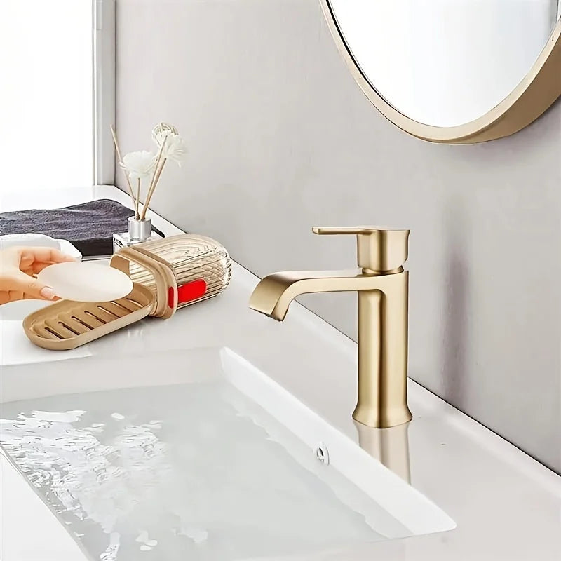 Portable Soap & Toothbrush Holder – Durable Travel Case for Gym, Bathroom, Easy-Clean Essentials