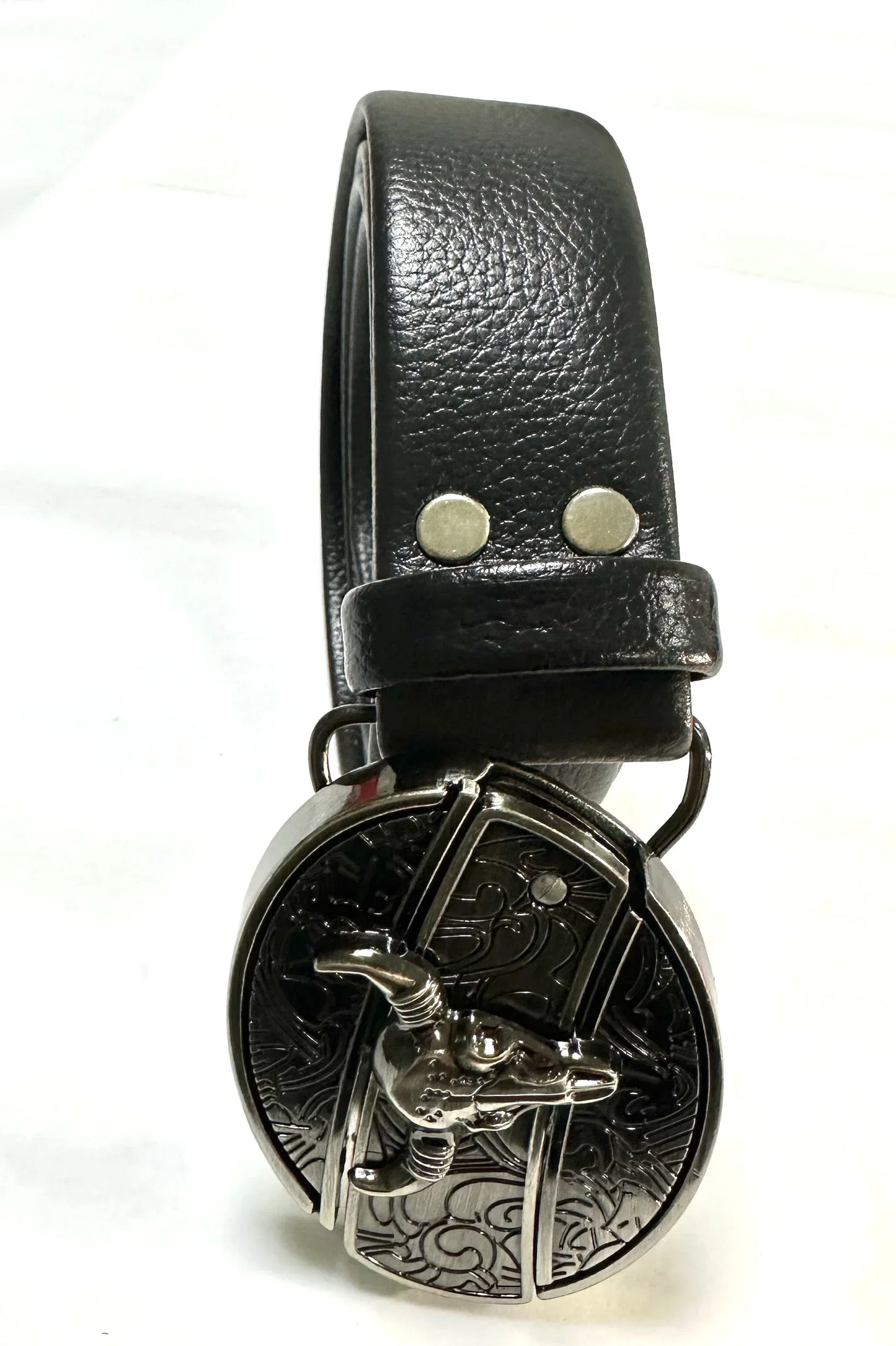 Vintage Adjustable Belt – Metal Buckle Fashion Waistband for Men, Punk Western Cowboy Style with Embossed Design