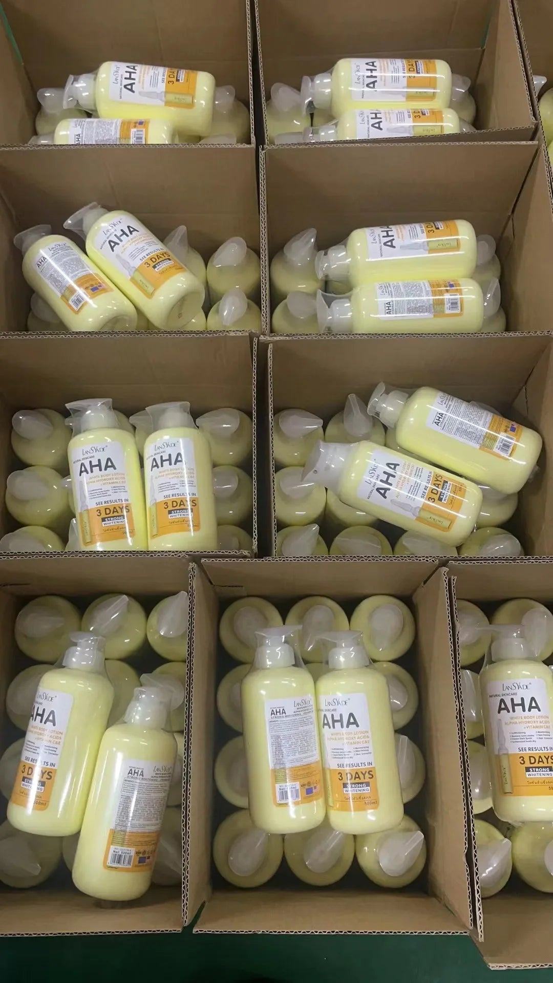 500ml Whitening Body Lotion with Alpha Hydroxy Acids, Vitamin C & E – Fast Moisturizing & Lightening Cream for Skin Brightening