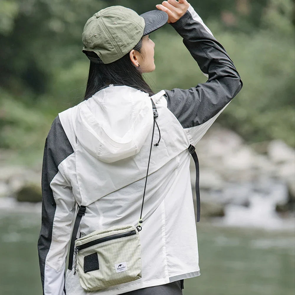 Mini Messenger Bag for Men & Women – Lightweight Waterproof Casual Crossbody with Adjustable Shoulder Strap for Travel