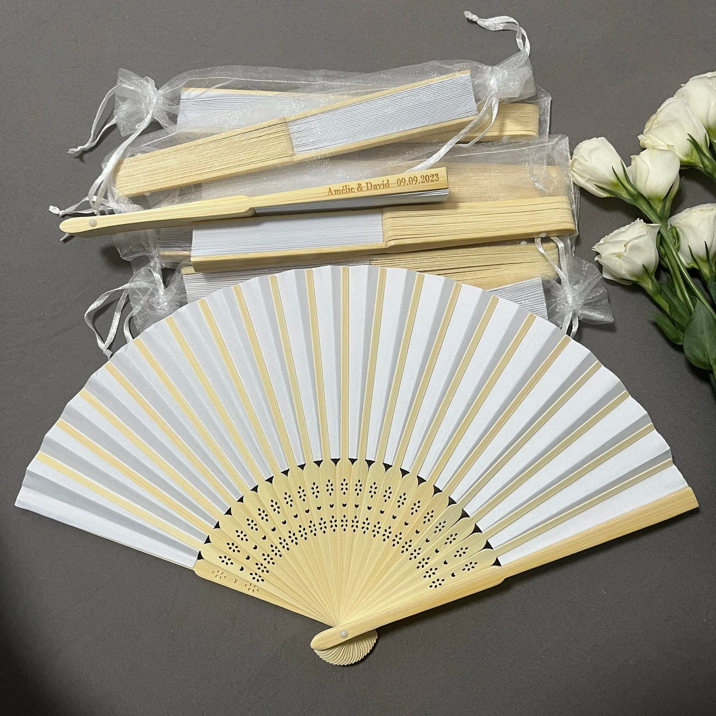 20/50/80 Personalized Engraved White Folding Paper Fans - Elegant Wedding Party Fan with Gift Bag & Organza