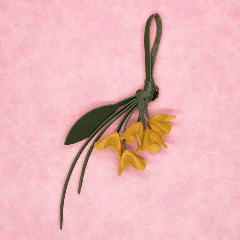 Genuine Leather Flower Bag Pendant Keychain – Original Handmade Osmanthus & Tulip Design, Exquisite Floral Charm for Bags & Accessories