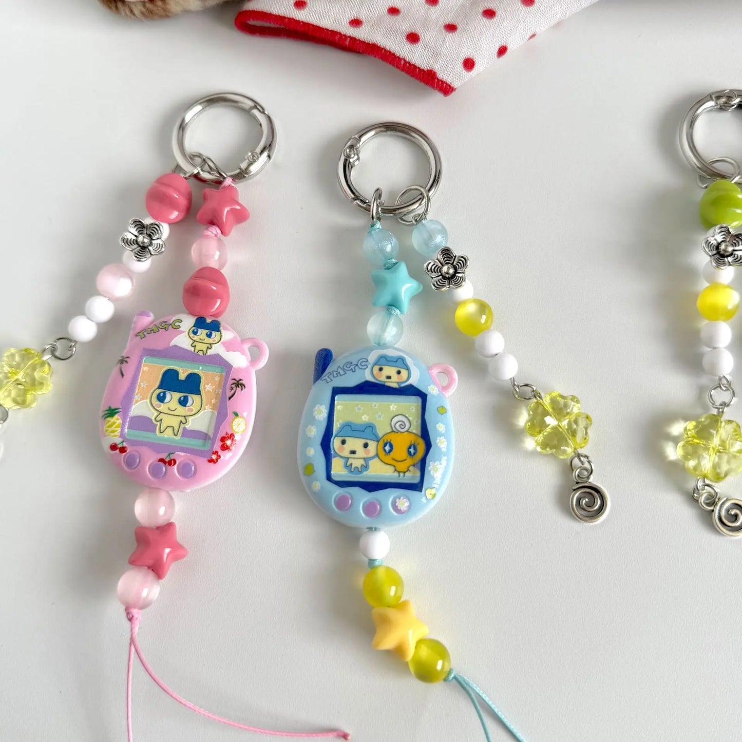 Tamagotchi Phone Strap - Y2K Retro Digital Pet Beaded Keychain Charm for Girls