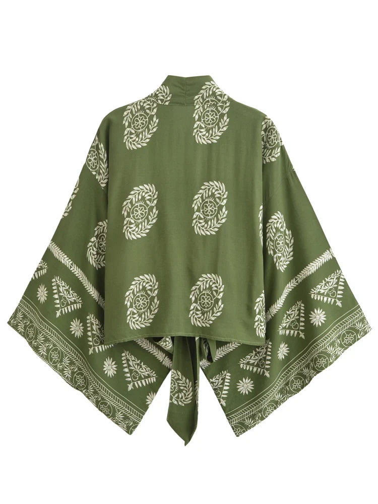 Vintage Boho Women Kimono Cover Up – Floral Print Batwing Sleeve Short Robe for Swimwear, Bikini Beachwear & Resort Outfit