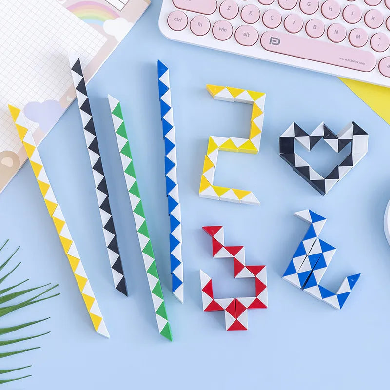 6-Piece Folding Magic Snake Ruler Puzzle: Educational Antistress Toy for Kids, Birthday Party Favors, Goodie Bags, School Rewards (21CM)
