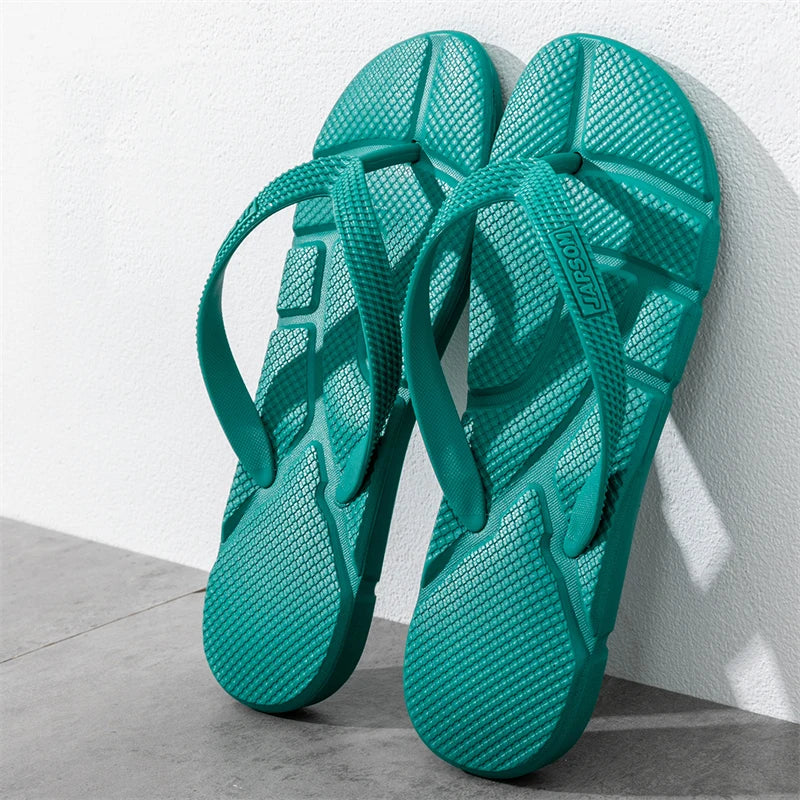 Plus Size Men’s EVA Flip Flops (47–50) – Lightweight Soft Beach & Home Slippers, Summer Non-Slip Comfort Sandals