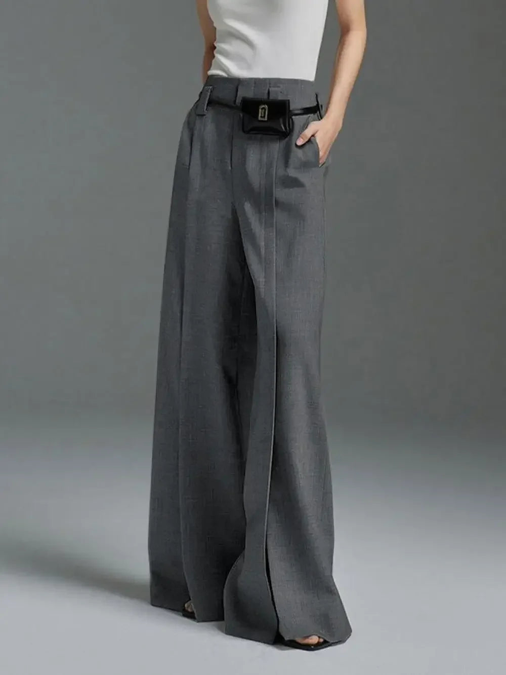 Yeezzi Urban 2024 Women's Suit Pants - Fashionable High-Waisted, Pleated, Split-Front Trousers in Black & White
