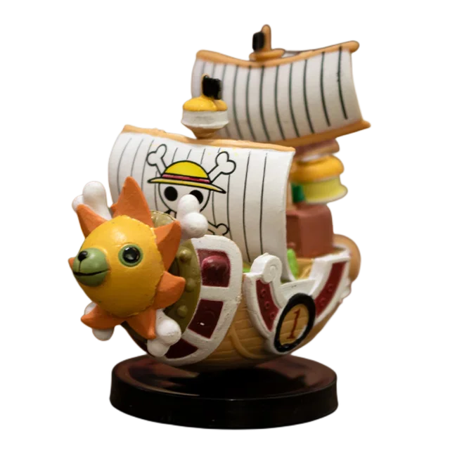 7cm One Piece Anime Ship Figure — Mini Luffy & Thousand Sunny Going Merry Assembled Model Toy