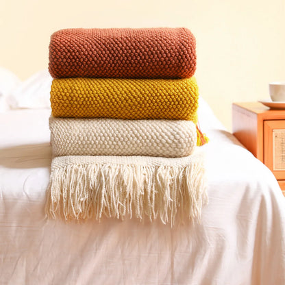 Textile City Knitted Blanket – Thick Waffle Corn Grain Embossed Throw with Tassels, Winter Warm Bedspread 130x240cm