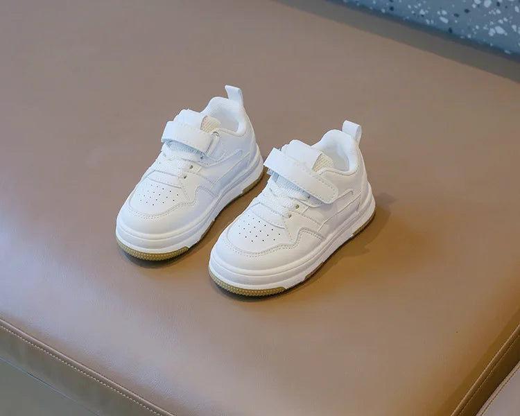 Children’s White Sports Shoes — Spring & Autumn Lightweight Anti-Slip Sneakers, Boys Soft Sole Casual Board Shoes