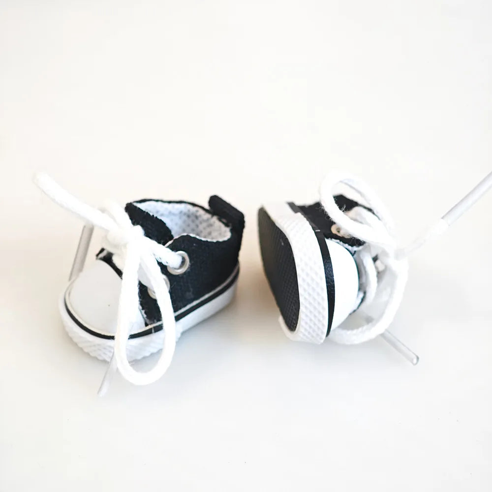 17cm Labubu Doll Clothes — Monster Outfit with Hat, Love Sweater & Casual Shoes for Sitting Party Accessories