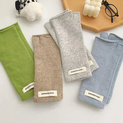 Long Fingerless Winter Arm Warmers – Women’s Fingerless Mittens Gloves, Gothic Style Wrist Sleeves for Casual & Holiday Wear