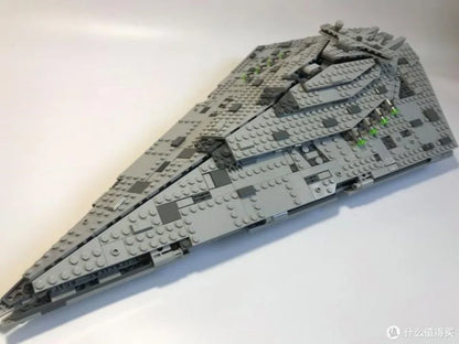 New MOC Cosmic Fighter Spaceship Building Blocks – Model Toy for Kids, Boys’ Holiday & Home Decor Gift
