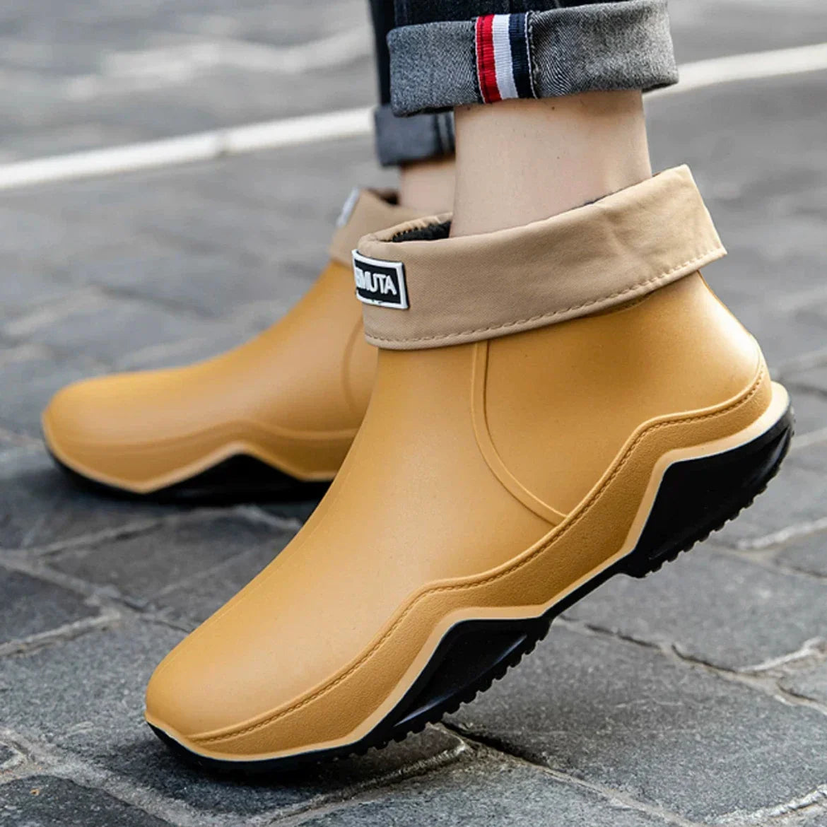 New Waterproof Rain Shoes for Women & Men – Ankle Rain Boots, Anti-Slip, Wear-Resistant, Plush for Summer & Winter