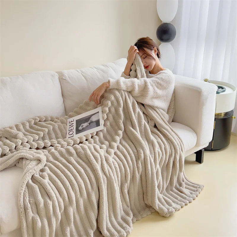 Light Luxury Solid Color Rabbit Velvet Blanket – Thick Warm Flannel Winter Blanket for Bedroom & Living Room