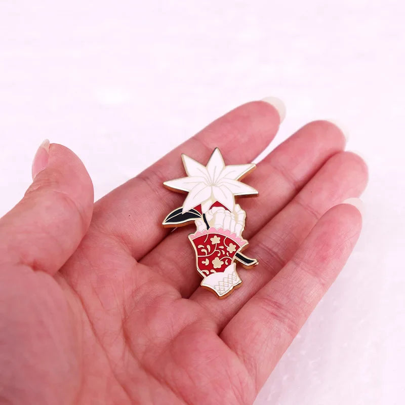 Bloodborne Hand Doll Enamel Pin – Flower Badge Brooch Jewelry for Gamers