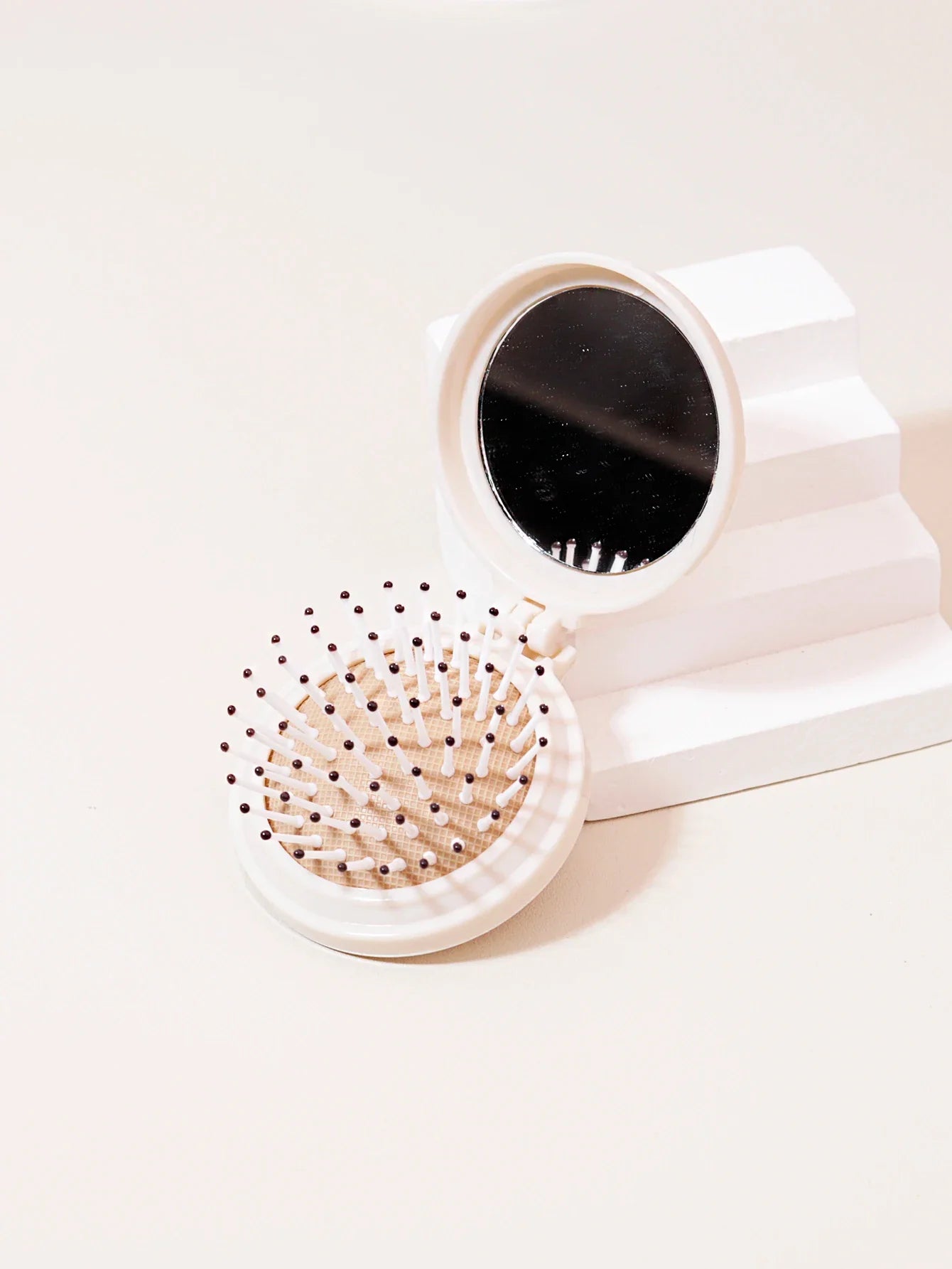 Mini Folding Head Massager & Mirror – Anti-Static Styling Comb for Wigs, Portable Travel Hair Brush