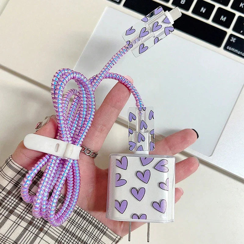 iPhone 15/14/13 Data Cable Winder Protective Cover Sleeve – Purple Love Heart Pattern Charger Cable Organizer Case for 18W/20W Apple Charger