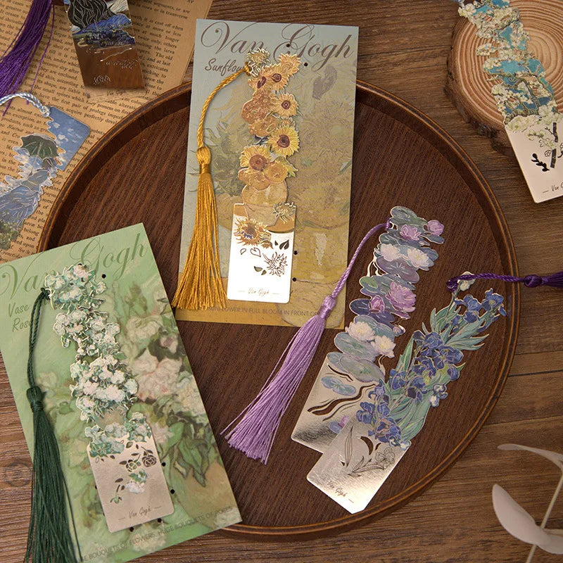 Aesthetic Floral Painting Metal Bookmark – Hollow Design Book Page Clip, Student Reading Mark & Stationery Gift Accessories