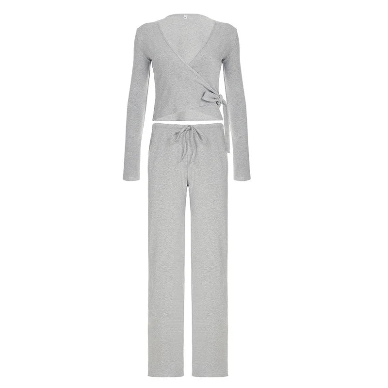 Apprabant Women’s Casual Fashion Set – Drawstring High-Waist Trousers with Plush Loose Pants and Lace-Up Flared Sleeve V-Neck Top