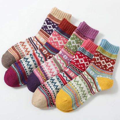 5 Pairs Women’s Thick Warm Socks – Soft Comfortable Autumn Winter Calf Socks, Retro Ethnic Style