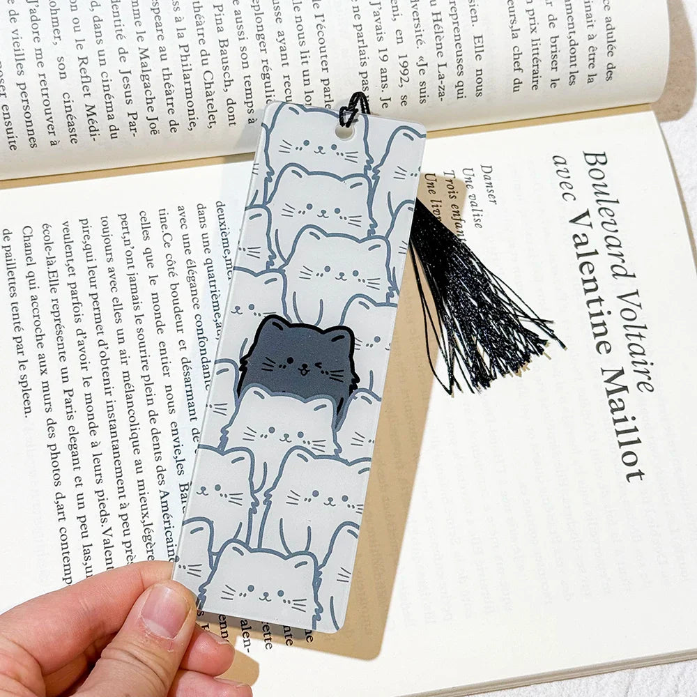 Horror Movie Fan Bookmark — Knife-Shaped Acrylic Bookmark with Tassel for Study & Reading
