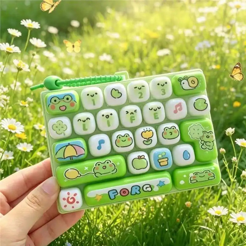 Cartoon Animal Keycap Keychain - 26-Grid Stress Relief Bag & Backpack Accessory