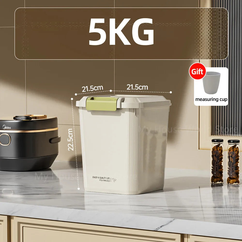 10KG Rice Storage Container - Sealed Cereal Dispenser with Buckle, Insect-Proof Grain & Pet Food Organizer