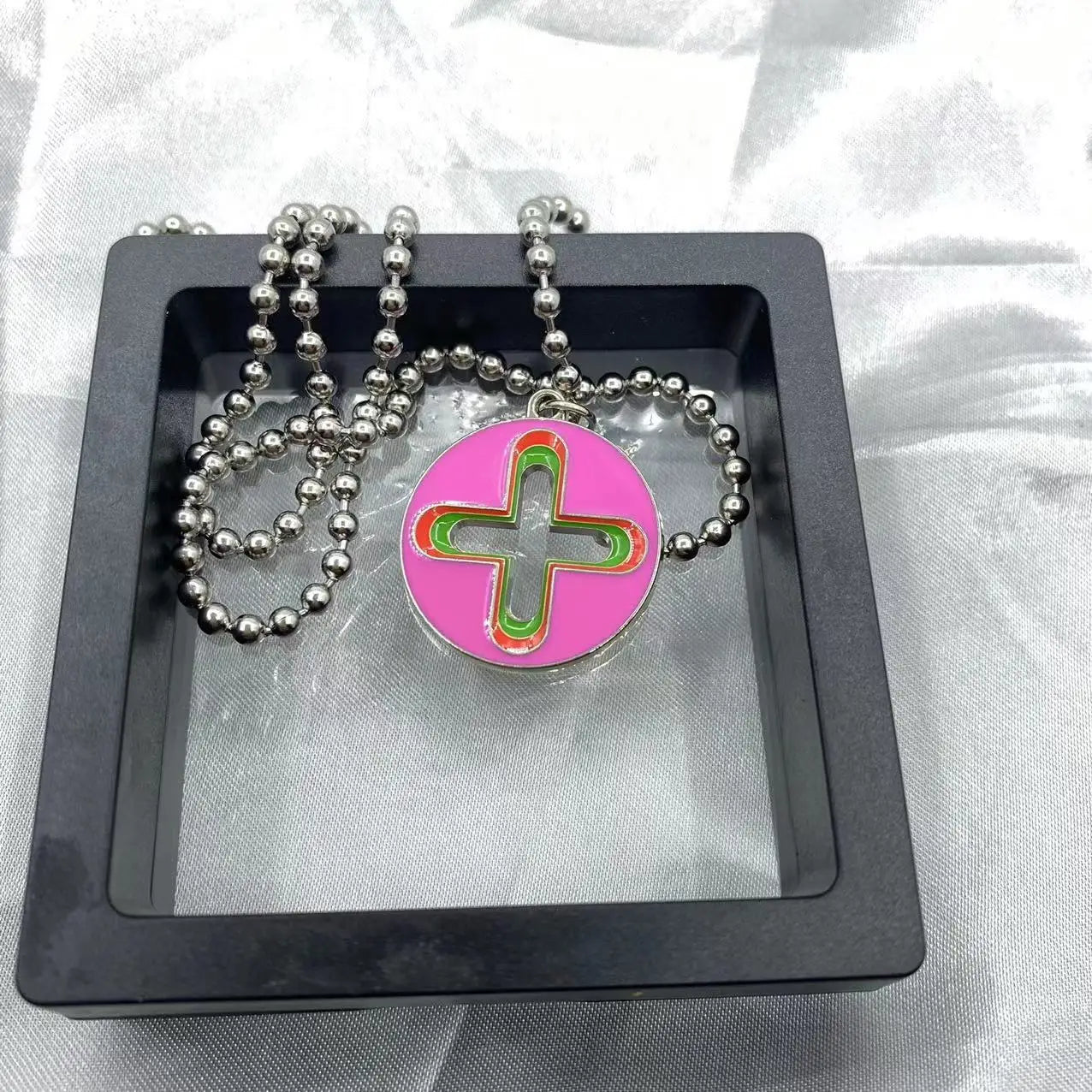 Trendy Hip Hop Dripping Oil Cross Pendant Necklace – Unique Niche Design Jewelry