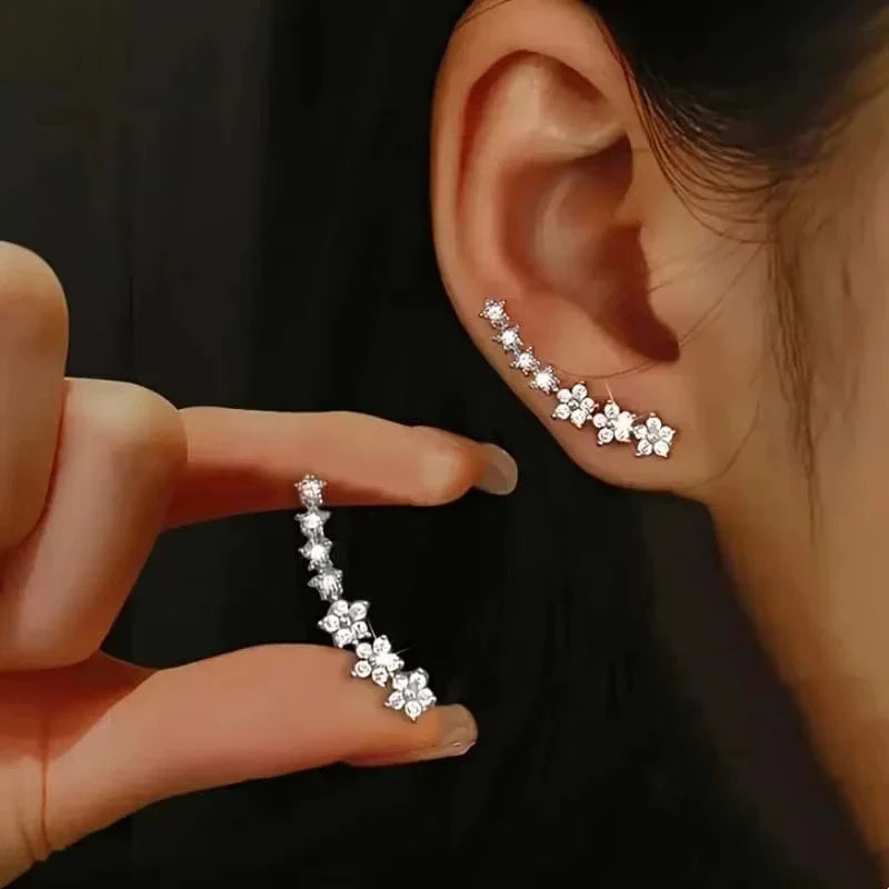 Women’s Leaf Hollow Zircon Stud Earrings – Elegant Triple Flower Fashion Jewelry for Party & Gift