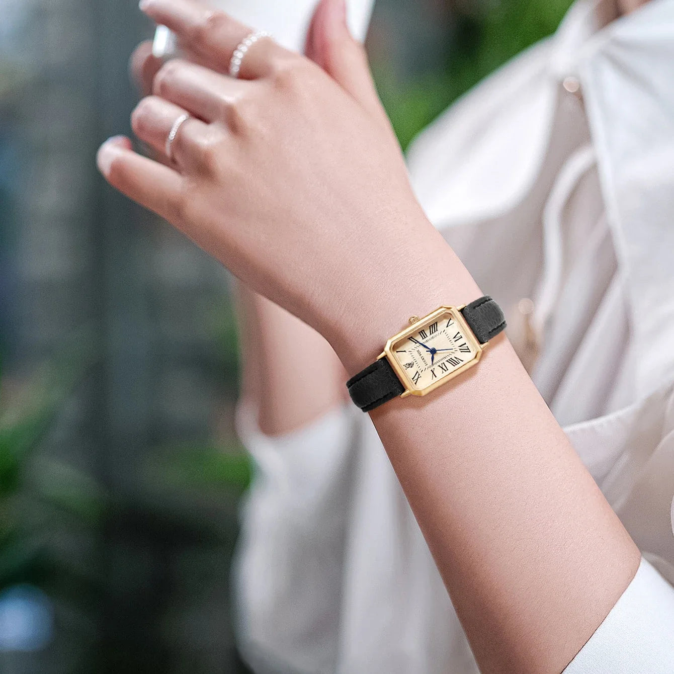 Retro Digital Square Dial Watch - Fashionable Quartz Leather Strap Wristwatch For Women Gift Casual Style