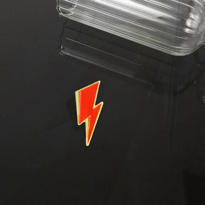 Glam Rock Enamel Pins – Bowie & Aladdin Lightning Style Badge for Men & Women, Rock Music Fan Gift