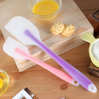 Food Grade Silicone Baking Spatula – Non-Stick Cream & Butter Scraper Kitchen Gadget for Cake & Pastry Cooking Use