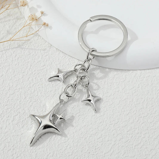Y2K Star & Moon Metal Keychain – Handmade Friendship Key Ring for Women & Men Handbag Decoration